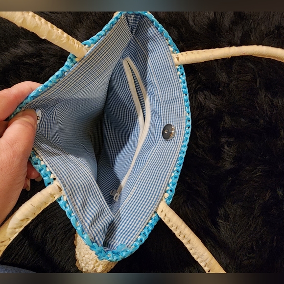 Summer Boho Straw Beach Bag Crocheted Tote With Embroidered Flowers - Picture 9 of 13